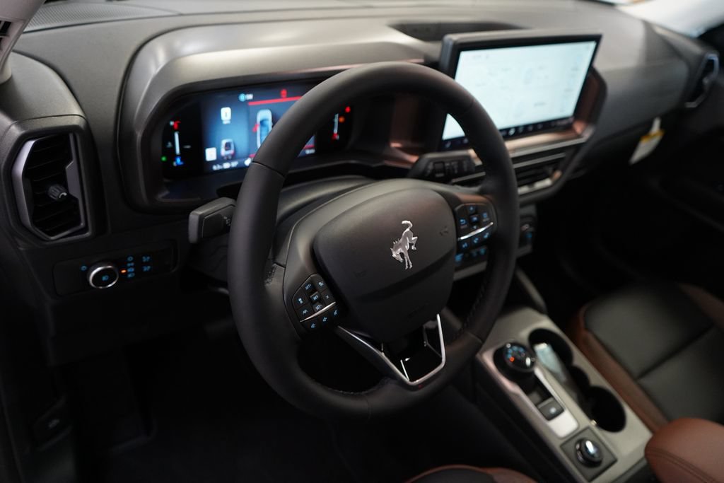 New 2026 Ford Bronco Sport Outer Banks w/ Outer Banks Tech Package+ AWD/4WD image 17