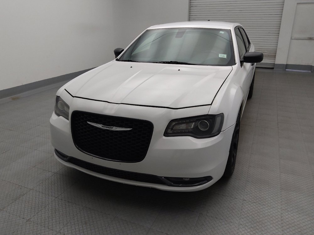 Used 2019 Chrysler 300 S RWD image 15