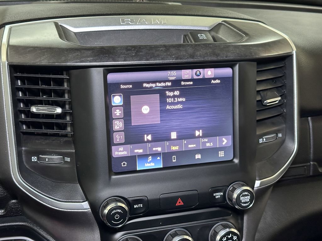 Used 2024 RAM 2500 Big Horn w/ Bed Utility Group image 38