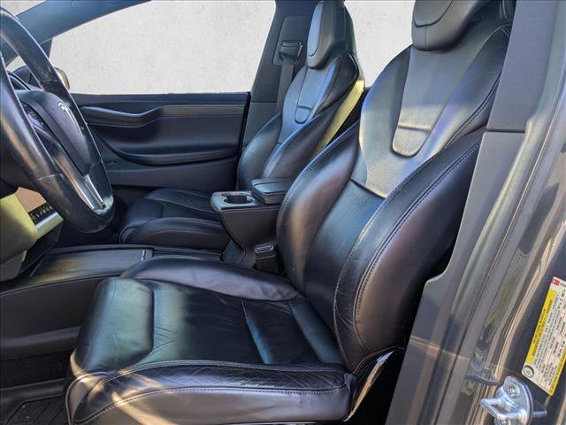 Used 2016 Tesla Model X 75D image 13