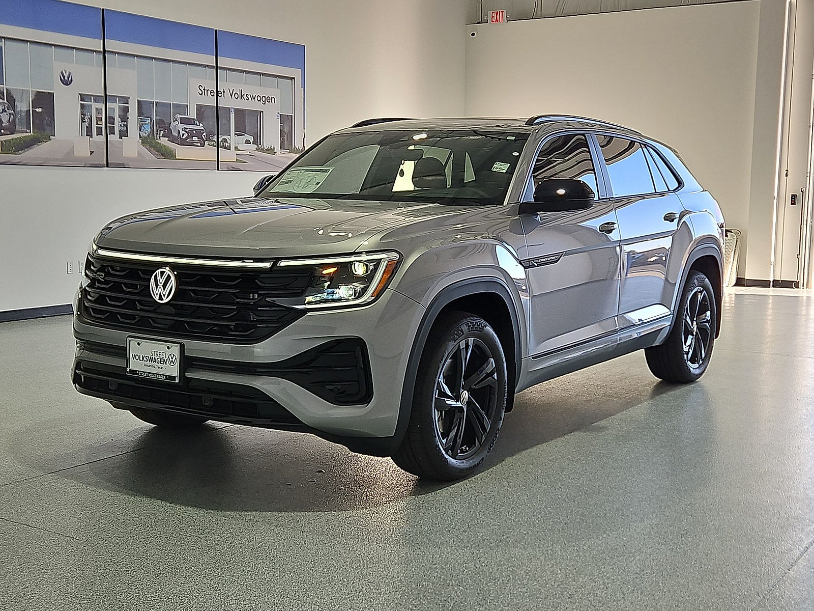 New 2026 Volkswagen Atlas Cross Sport SEL R-Line AWD/4WD image 5