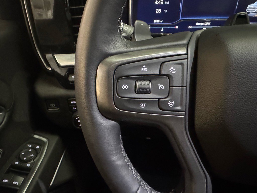 Used 2025 Chevrolet Silverado 1500 High Country image 31