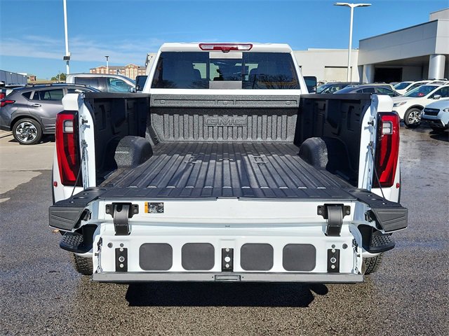 New 2026 GMC Sierra 3500 Denali w/ Denali Reserve Package image 8