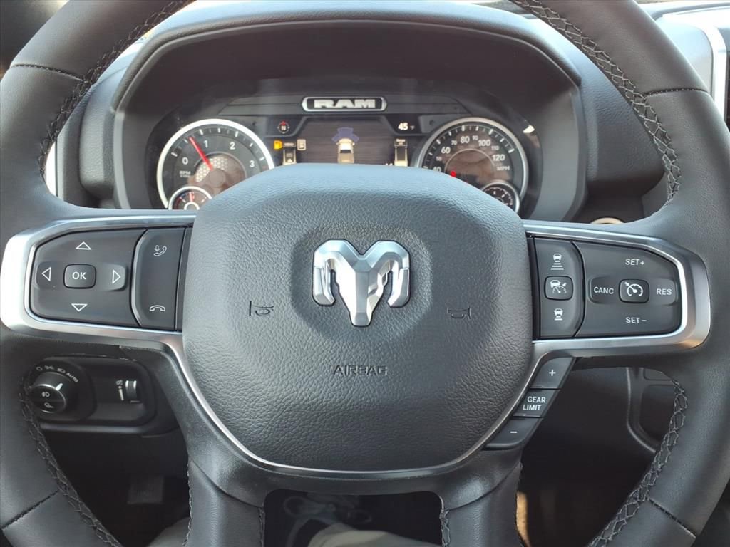 New 2026 RAM 2500 Big Horn AWD/4WD image 27