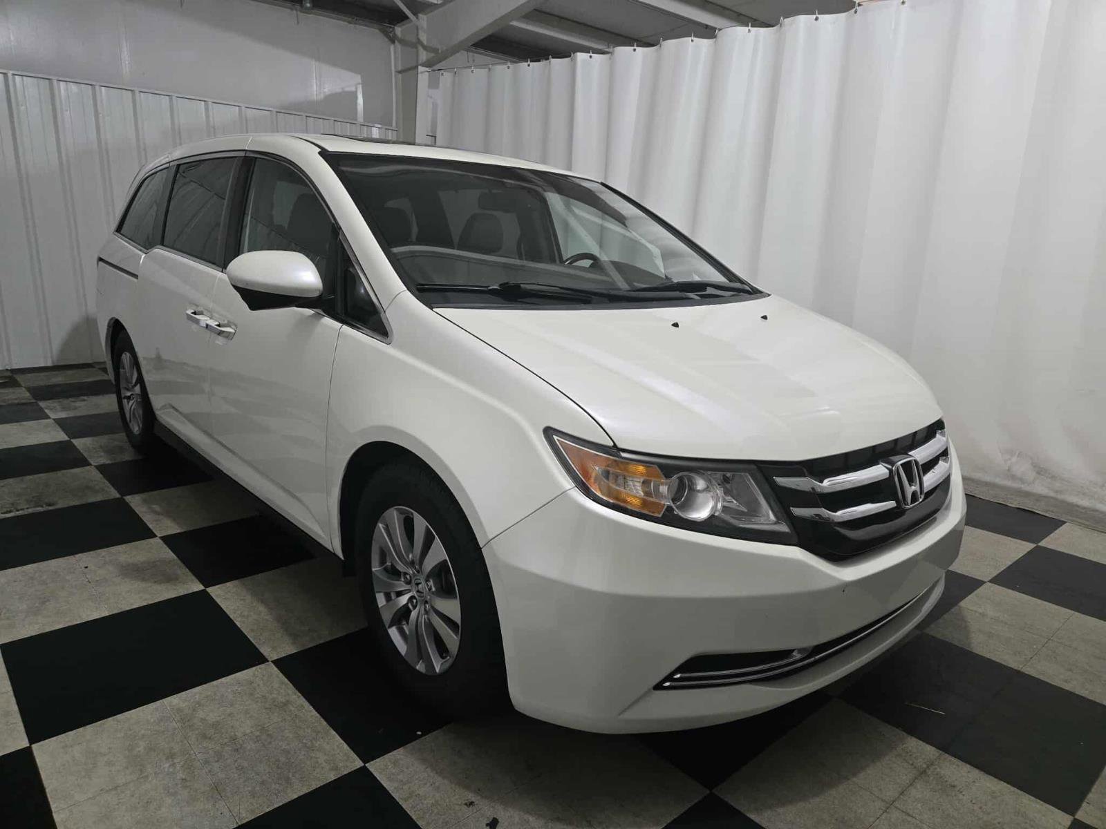 Used 2016 Honda Odyssey EX-L image 3