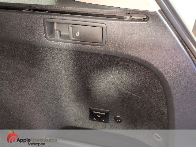 Used 2017 Volkswagen Golf SE FWD image 11