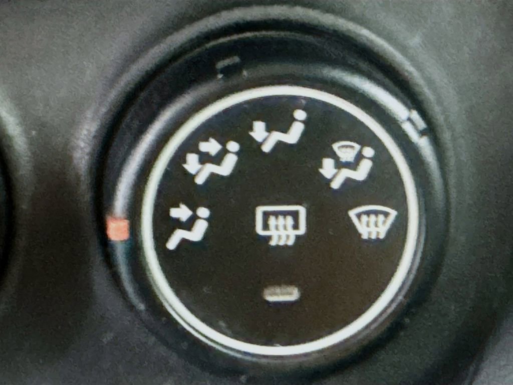 Used 2016 Mitsubishi Outlander Sport ES image 23