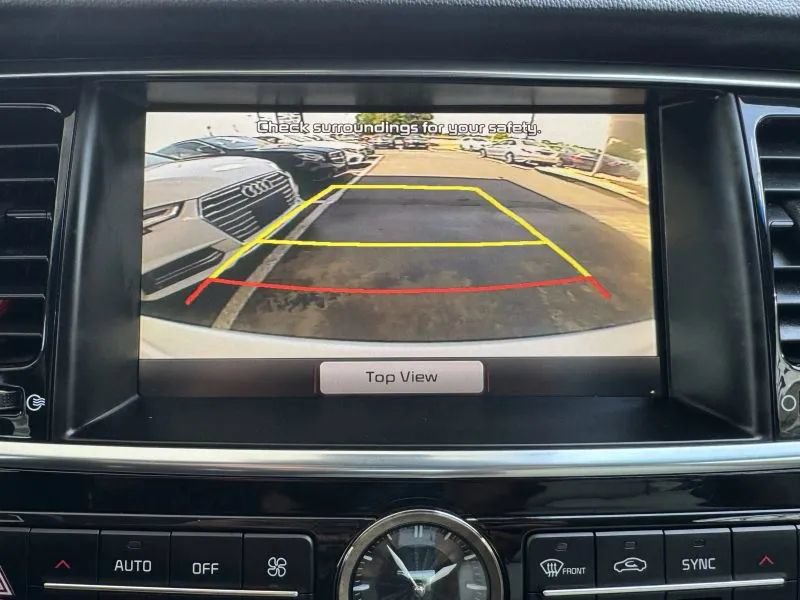 Used 2015 Kia K900 Luxury RWD image 34