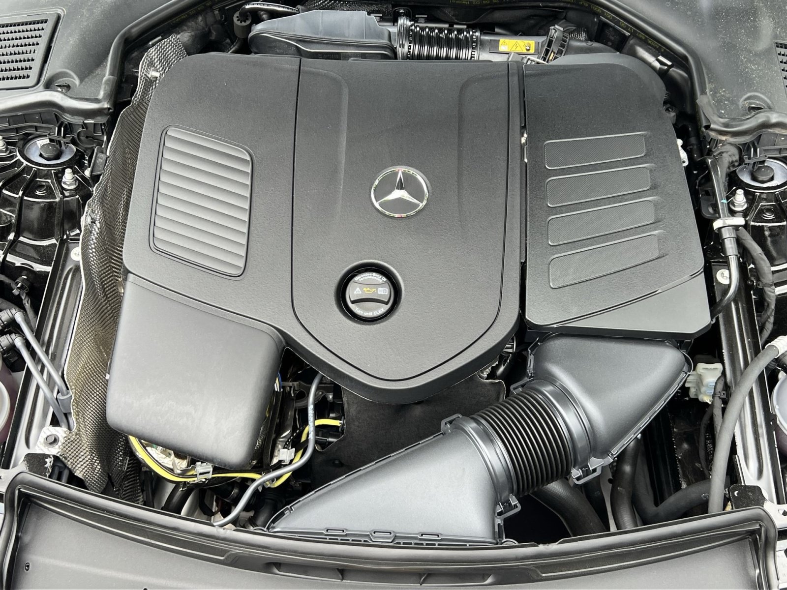 New 2026 Mercedes-Benz C 300 4MATIC Sedan image 34