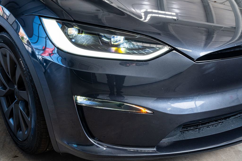 Used 2024 Tesla Model X image 17