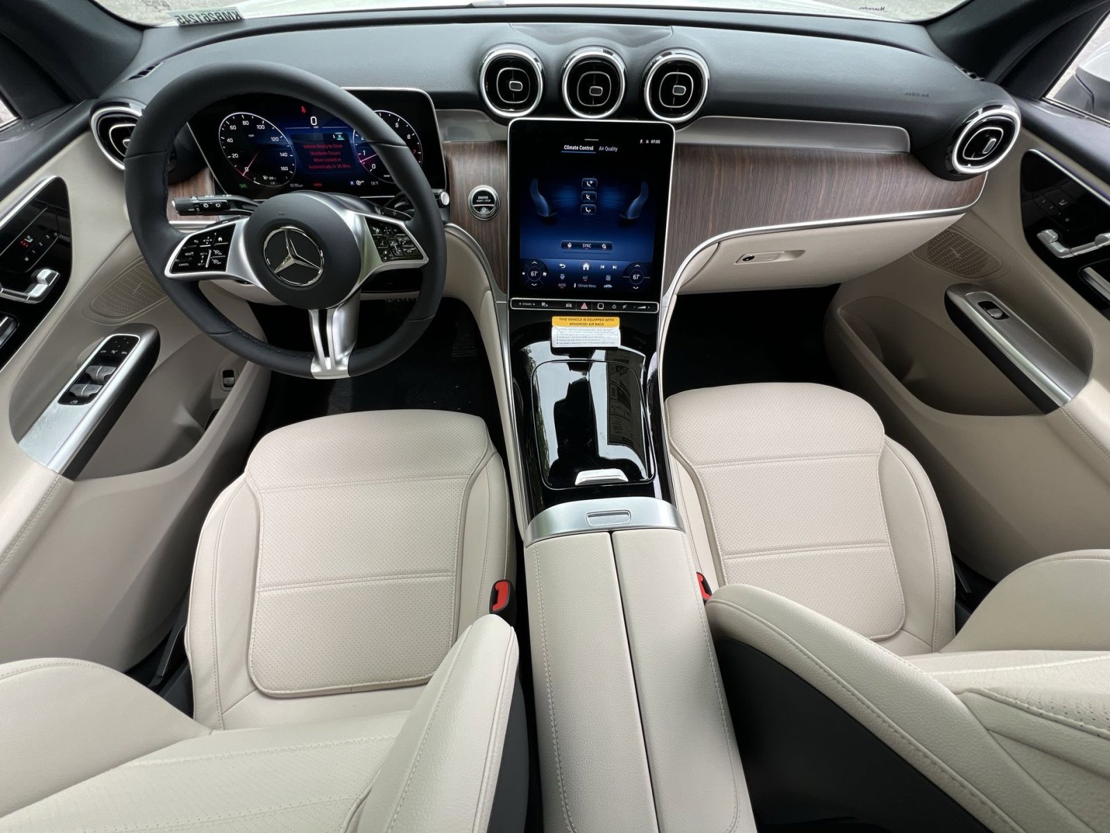 New 2026 Mercedes-Benz GLC 300 4MATIC image 13