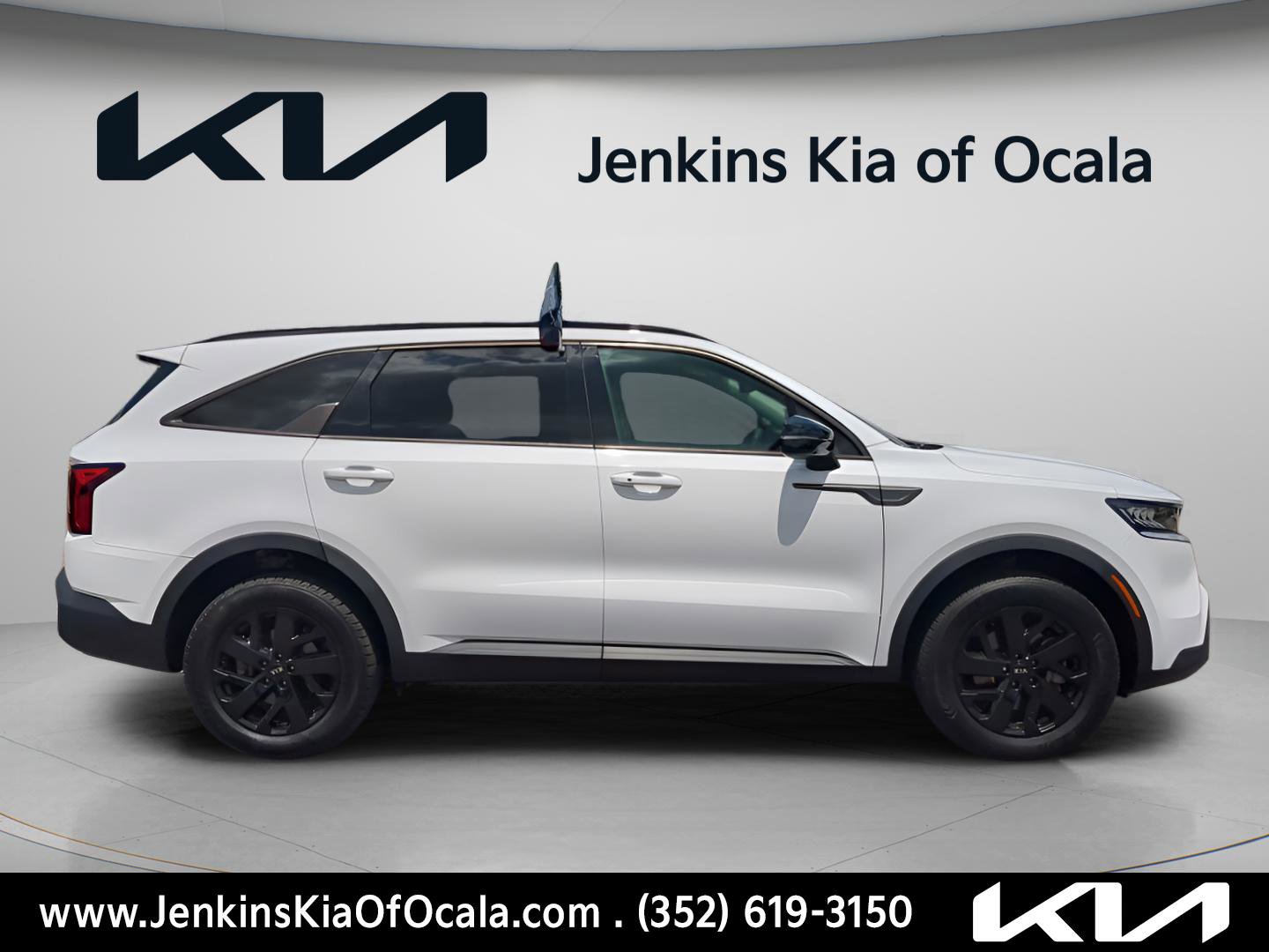 Used 2021 Kia Sorento S image 2