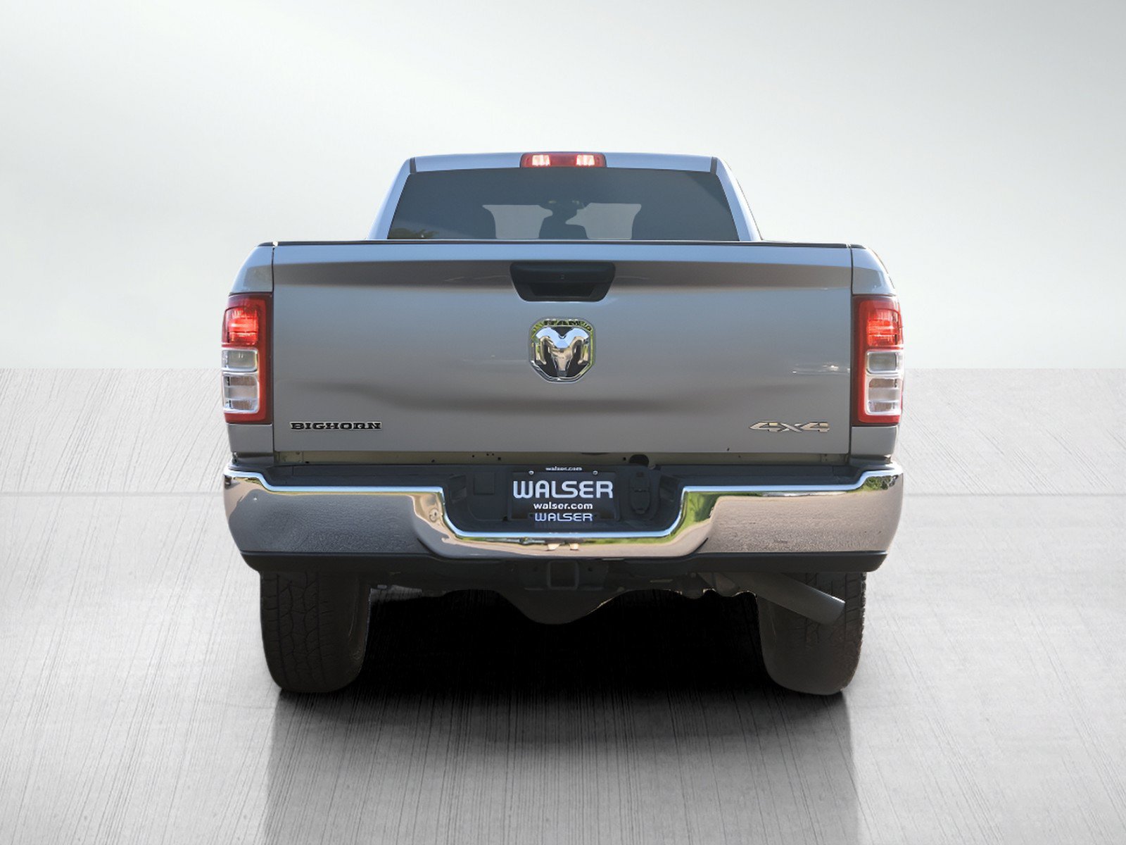 Used 2024 RAM 2500 Big Horn AWD/4WD image 4