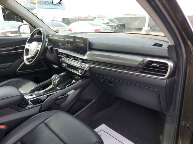Used 2025 Kia Telluride S FWD image 30