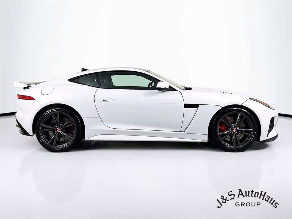 Used 2017 Jaguar F-TYPE SVR image 8
