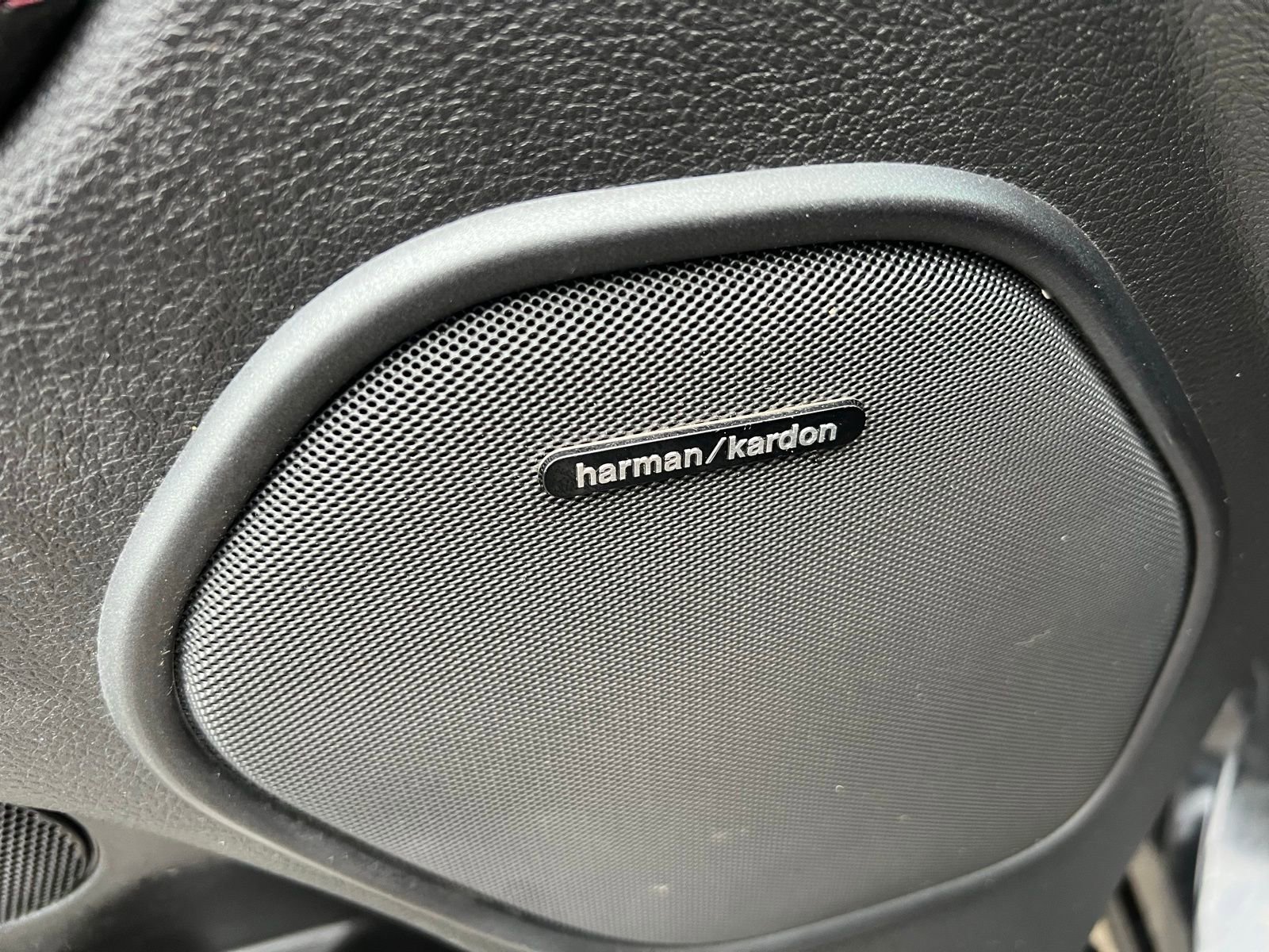 Used 2021 Dodge Durango R/T w/ SRT Interior Appearance Group image 24