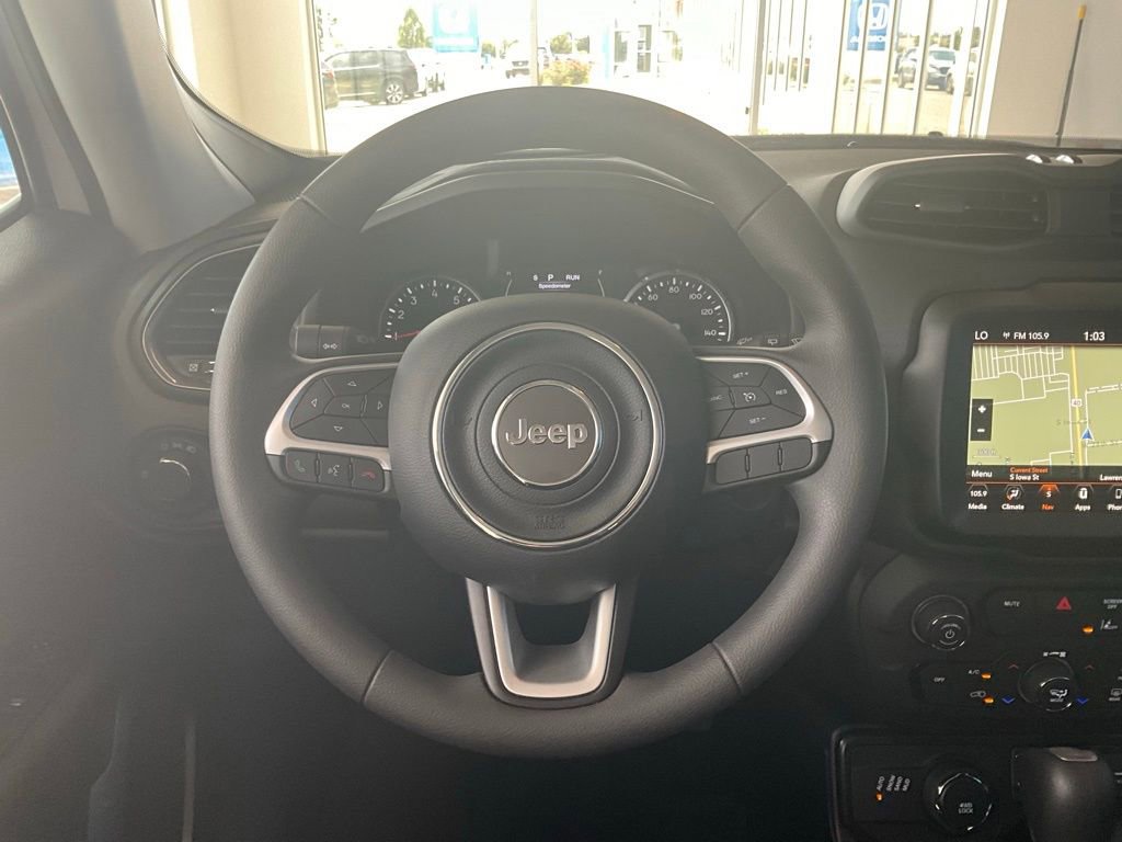 Used 2023 Jeep Renegade Latitude image 24