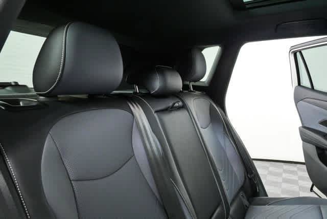 New 2026 Volkswagen Tiguan SE R-Line FWD image 23