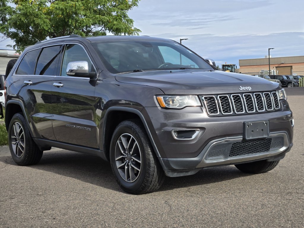 Used 2019 Jeep Grand Cherokee Limited AWD/4WD image 3