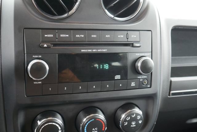 Used 2015 Jeep Patriot Sport image 16