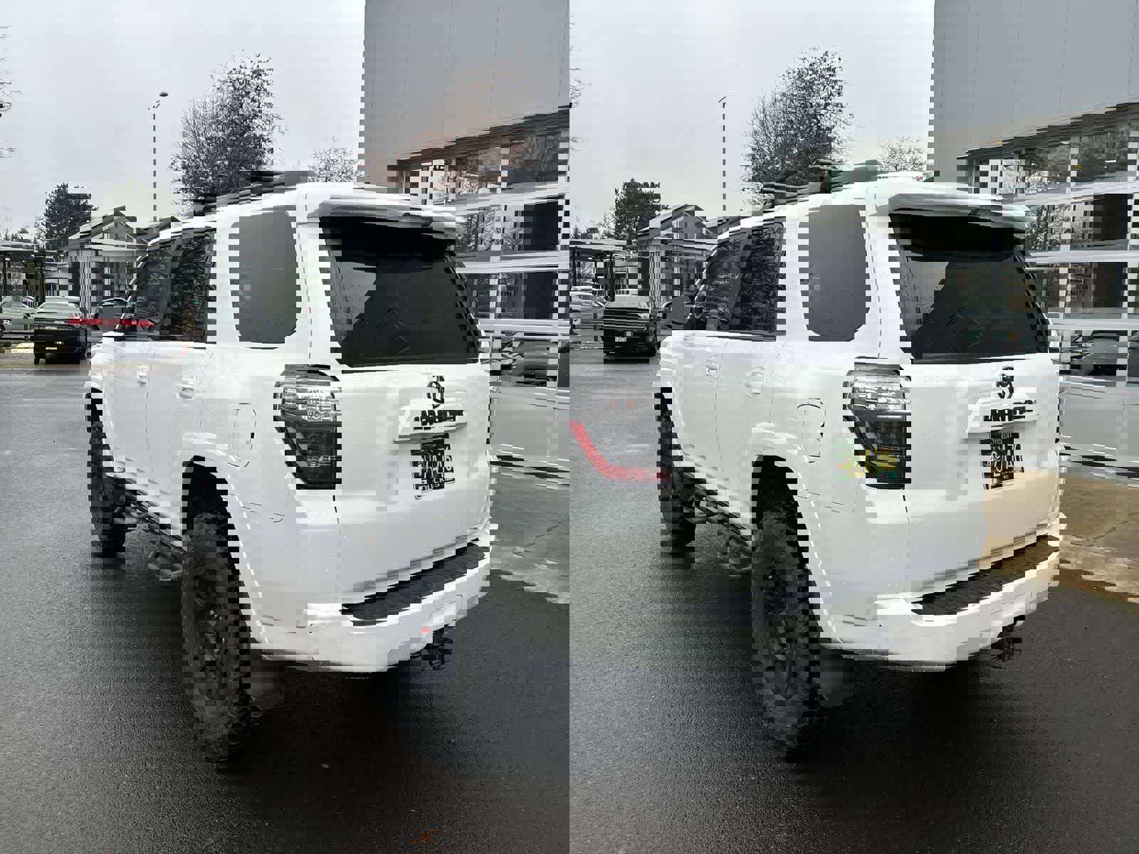 Used 2018 Toyota 4Runner SR5 Premium image 3