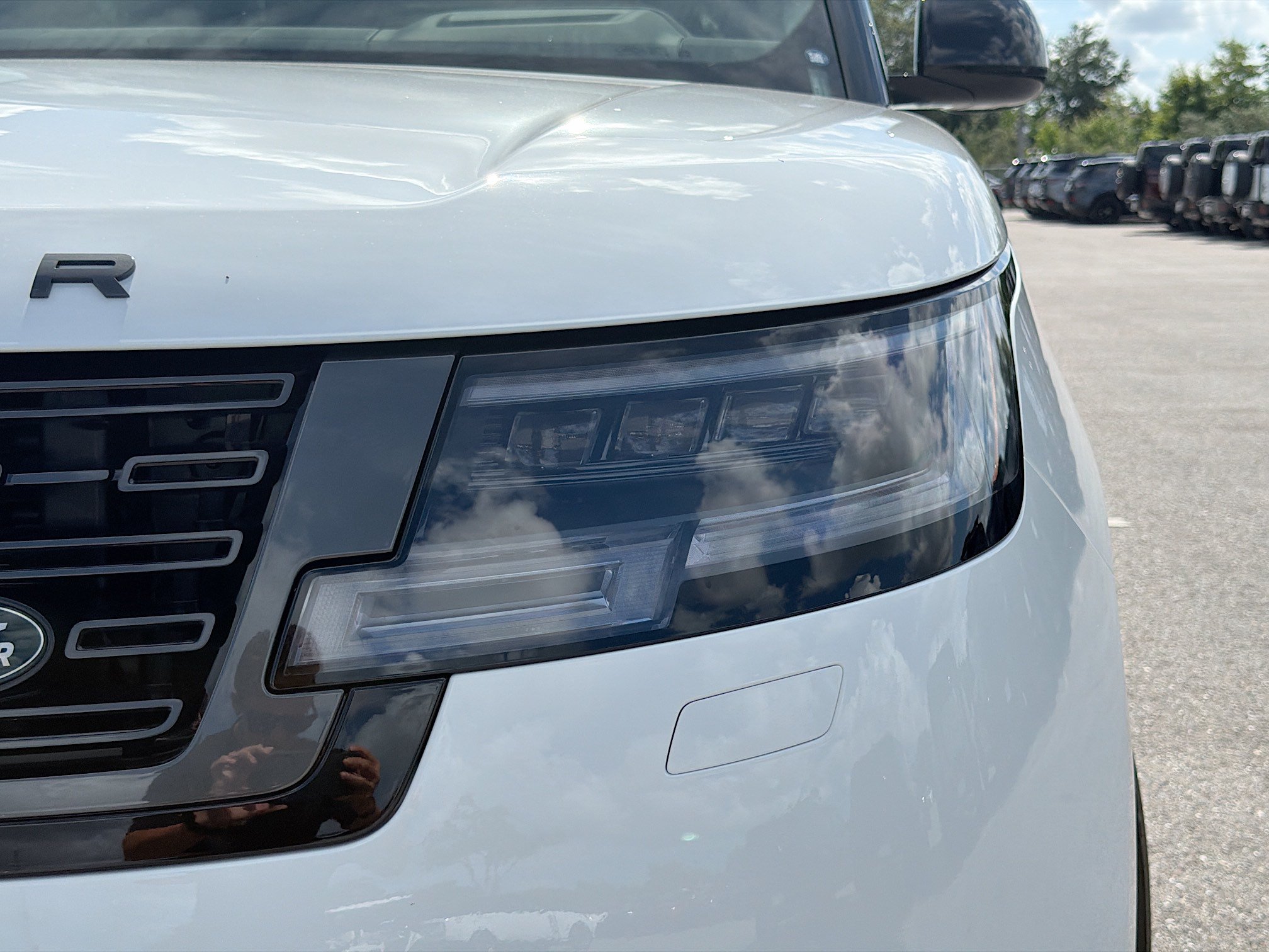 New 2026 Land Rover Range Rover SE AWD/4WD image 9