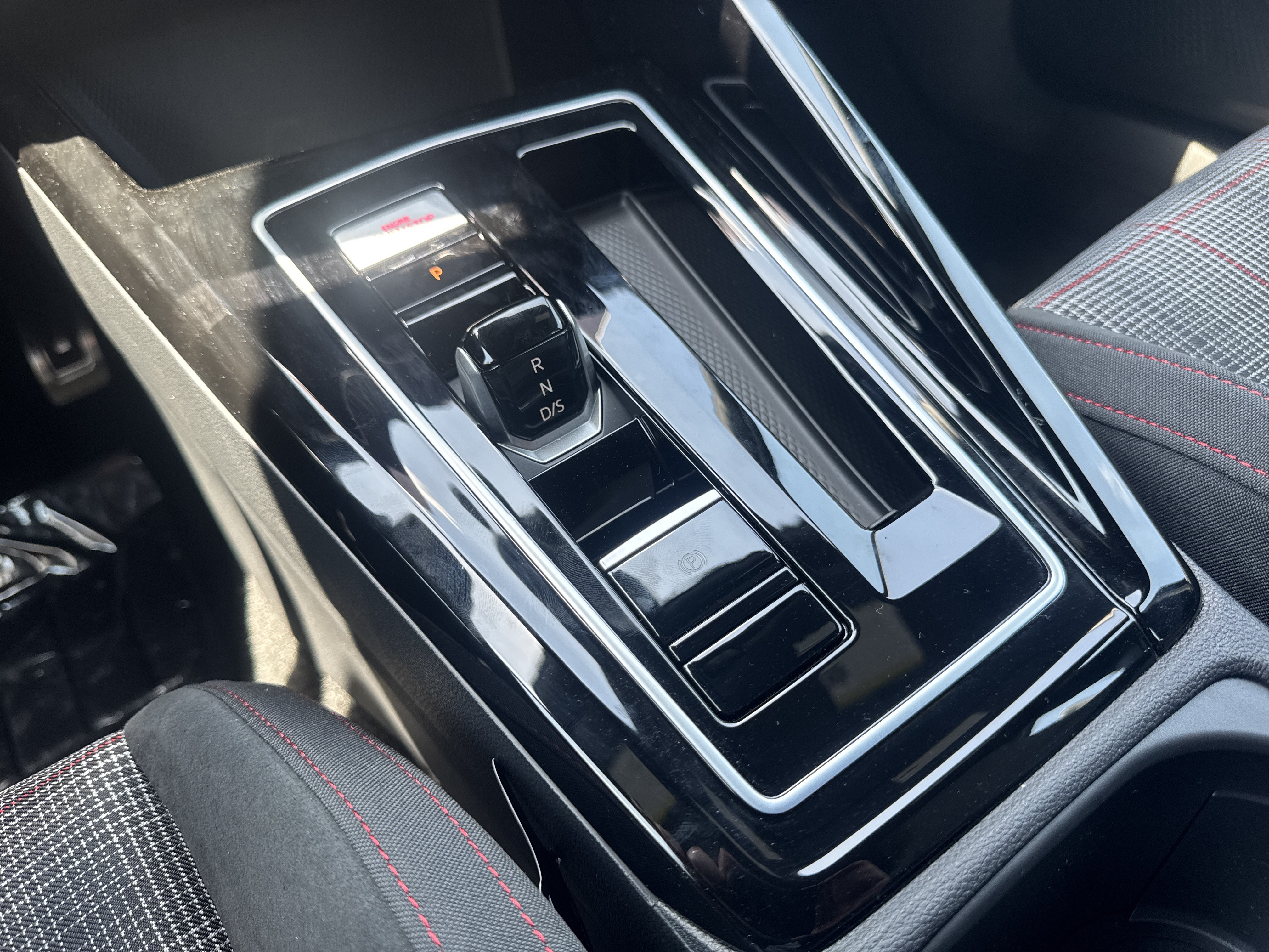 New 2026 Volkswagen Golf S FWD image 28