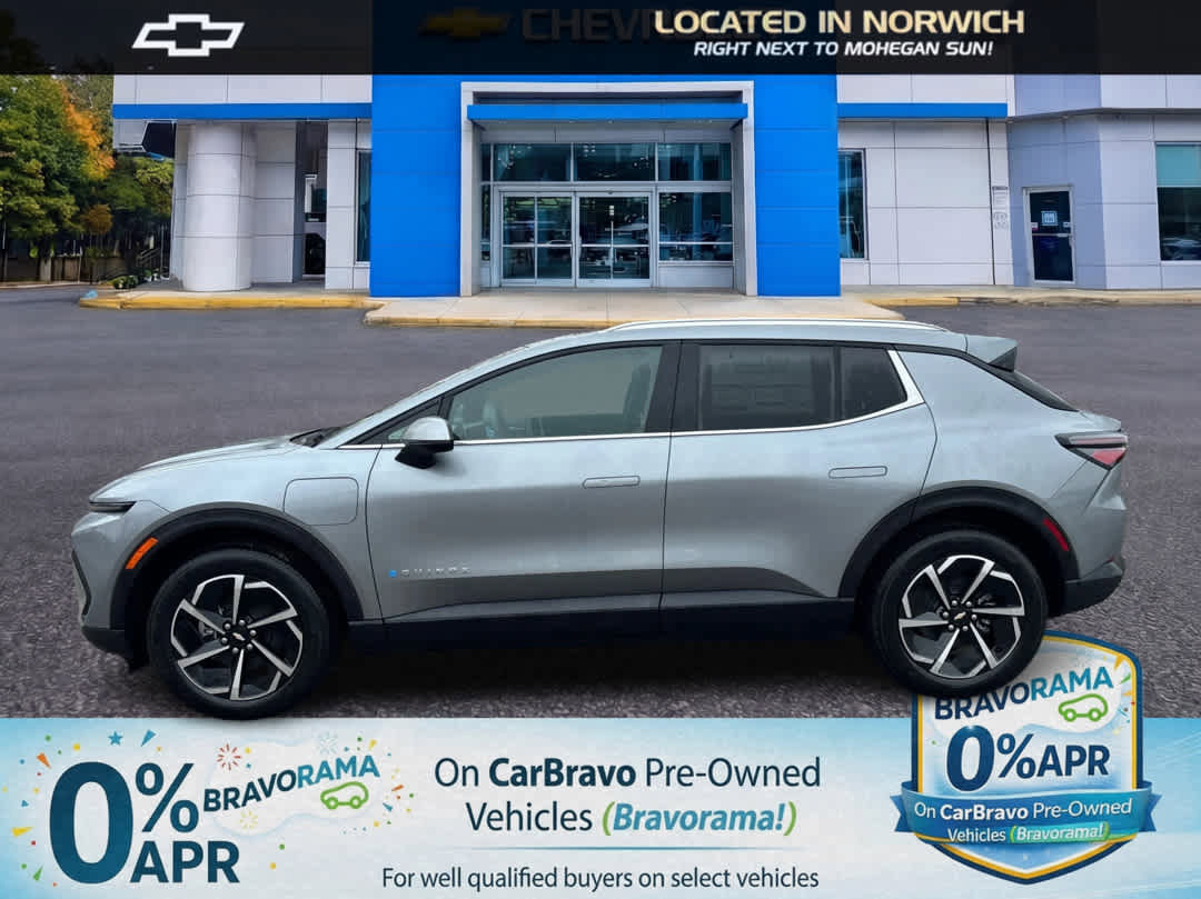 New 2026 Chevrolet Equinox EV LT image 9