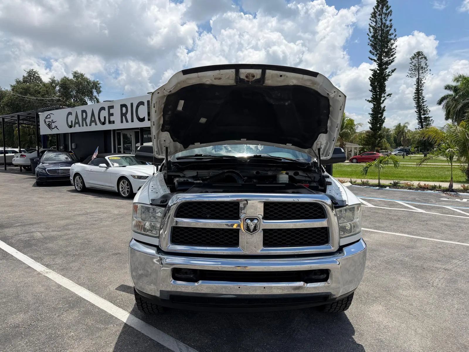 Used 2014 RAM 2500 Tradesman w/ Chrome Appearance Group AWD/4WD image 29