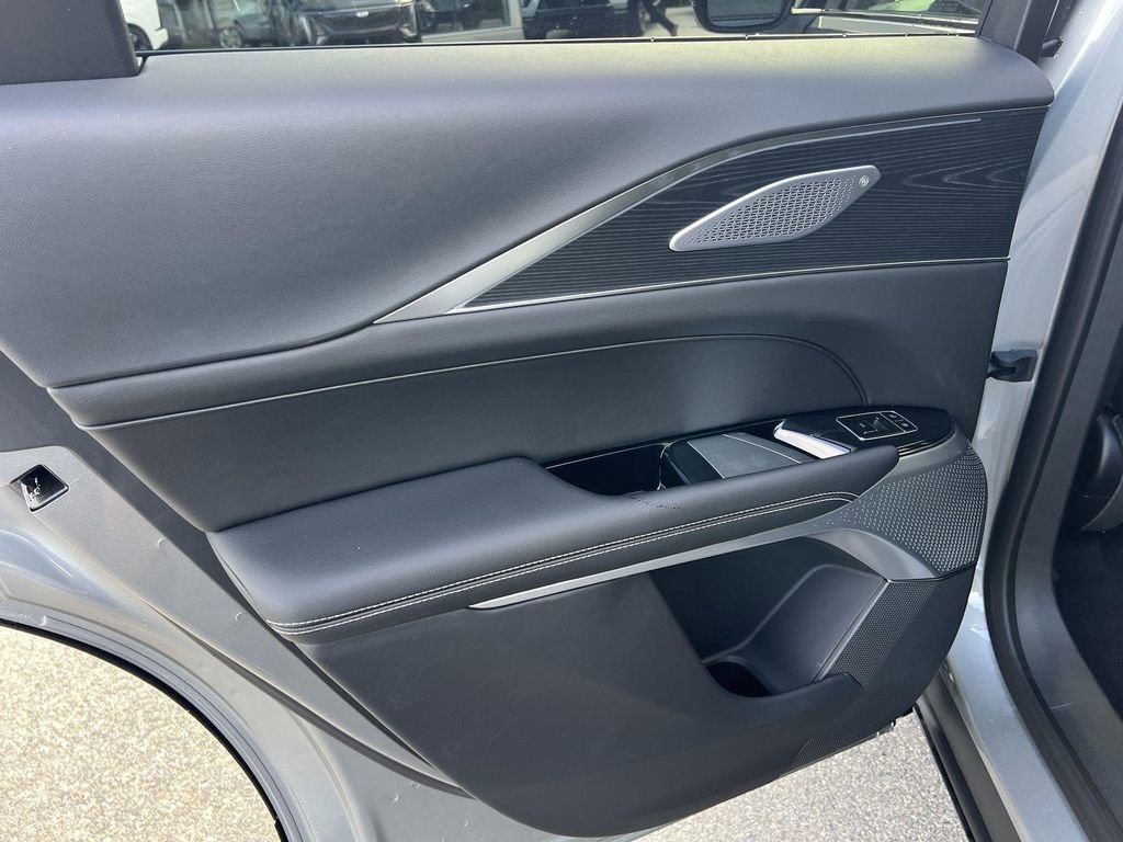 New 2025 Cadillac Lyriq Sport image 28