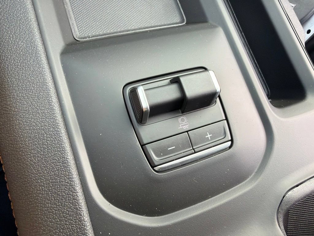 New 2026 GMC Sierra 2500 AT4 w/ AT4 Premium Plus Package AWD/4WD image 25