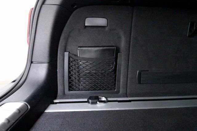 Used 2019 BMW X6 xDrive50i w/ M Sport Package image 34