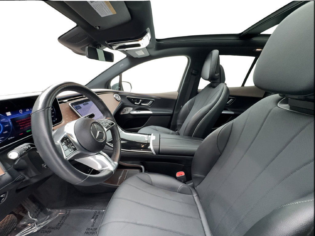 Used 2023 Mercedes-Benz EQE 350+ 4MATIC SUV w/ Exclusive Trim Package image 21