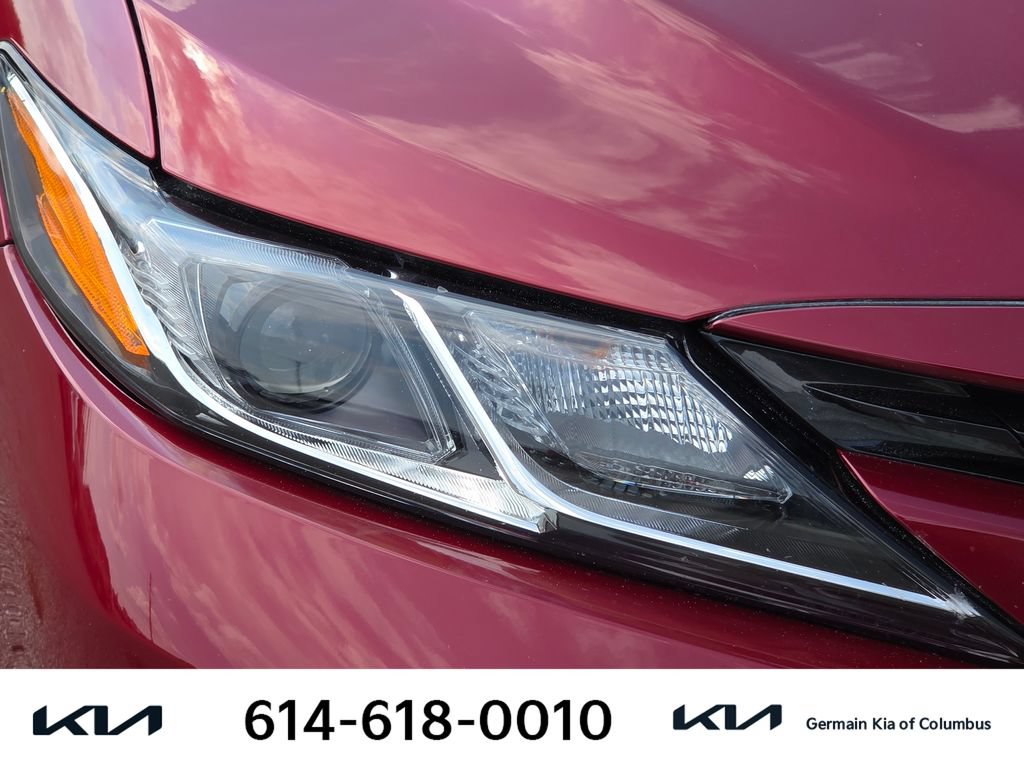 Used 2020 Toyota Camry LE FWD image 14