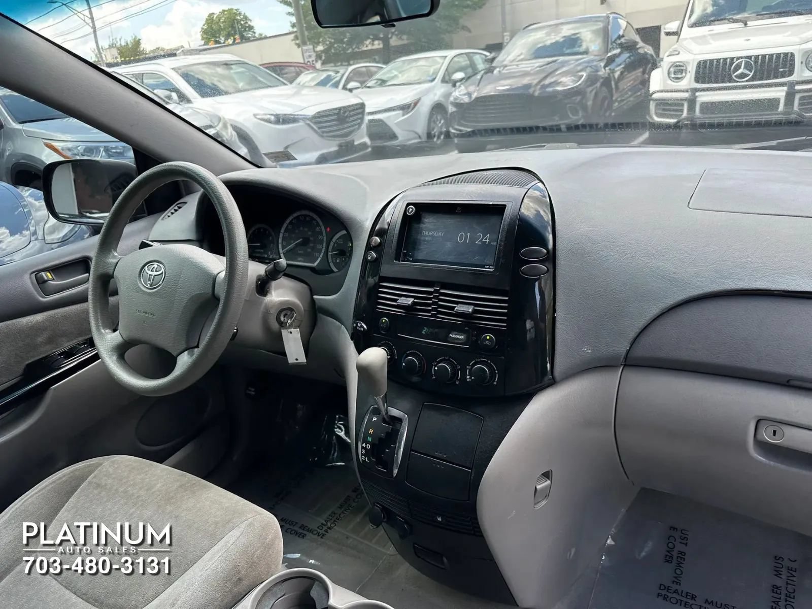 Used 2004 Toyota Sienna CE FWD image 12