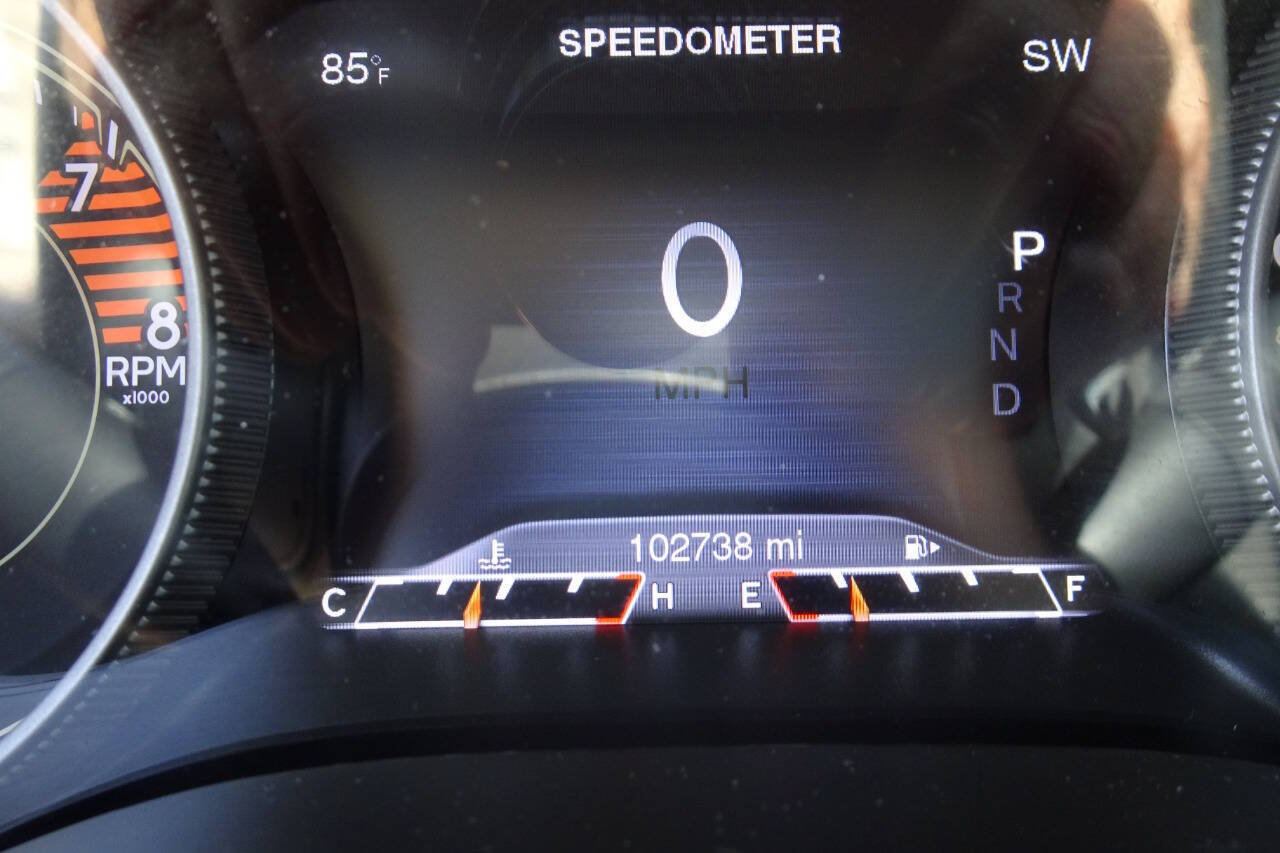 Used 2017 Jeep Cherokee Limited AWD/4WD image 21