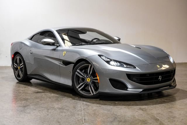 Used 2019 Ferrari Portofino image 8