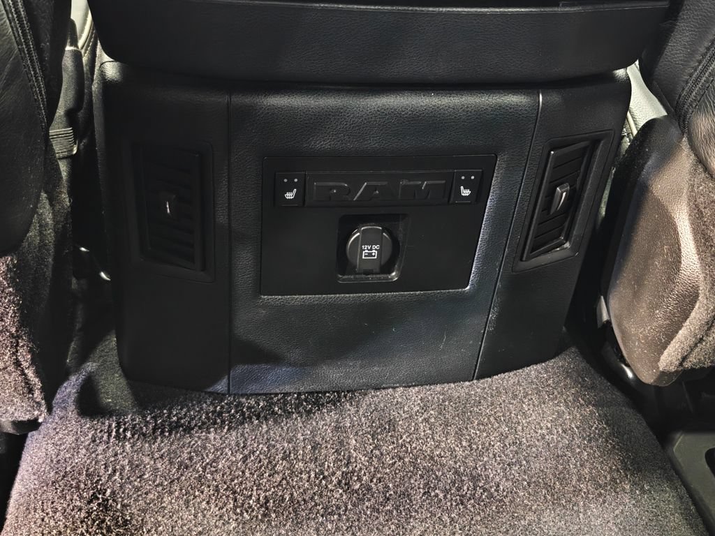 Used 2017 RAM 2500 Limited AWD/4WD image 38