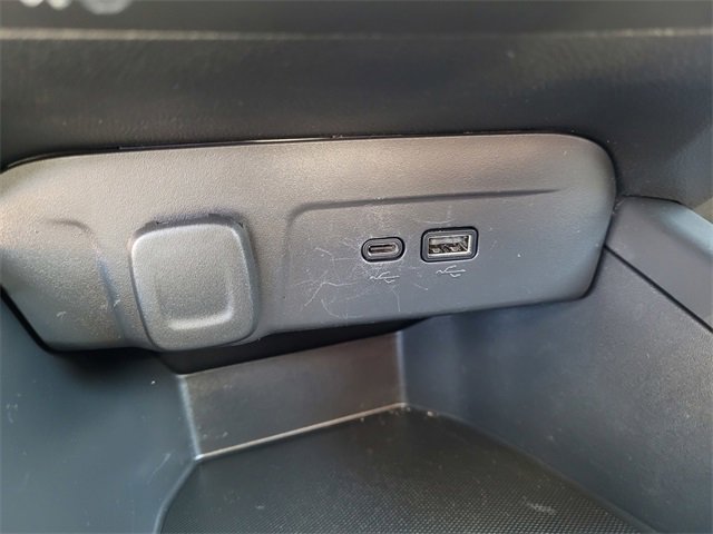 Used 2024 Chevrolet Trax LS image 19