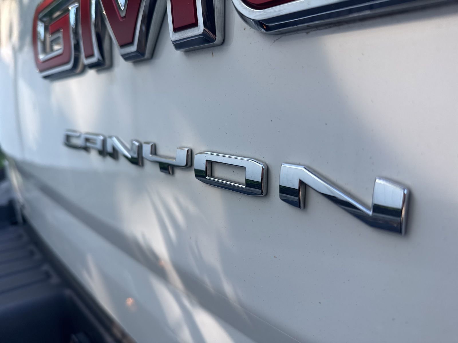 Used 2022 GMC Canyon Elevation w/ Trailering Package image 9