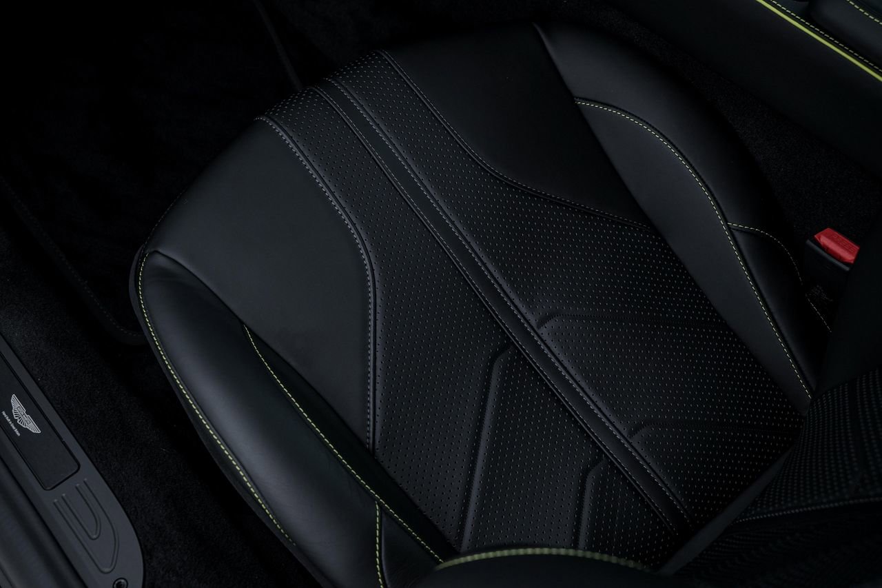 New 2026 Aston Martin V8 Vantage Coupe RWD image 33