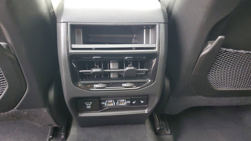 Used 2024 Jeep Grand Cherokee Limited 4xe AWD/4WD image 14
