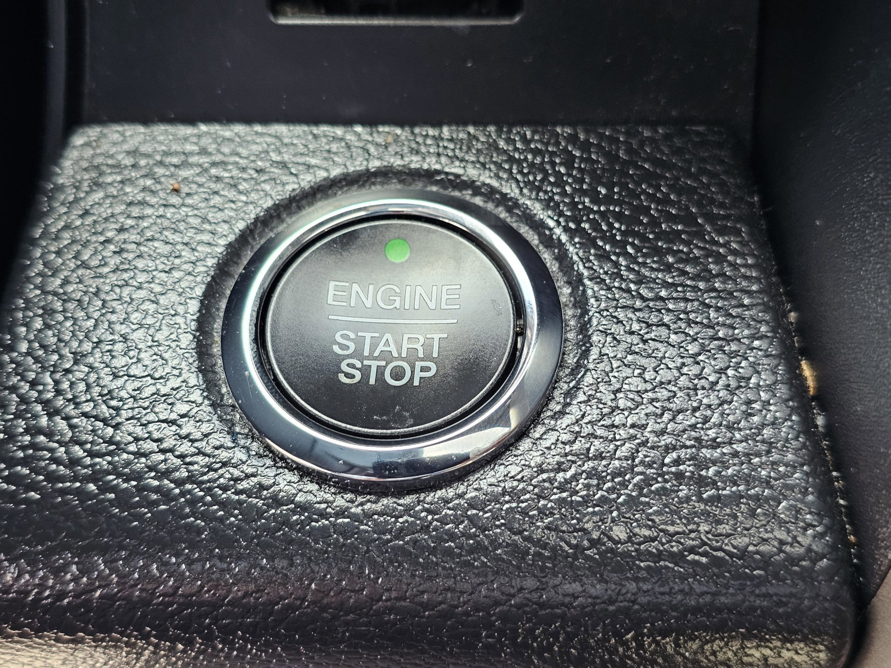 Used 2020 Ford Expedition XLT w/ Equipment Group 202A image 24