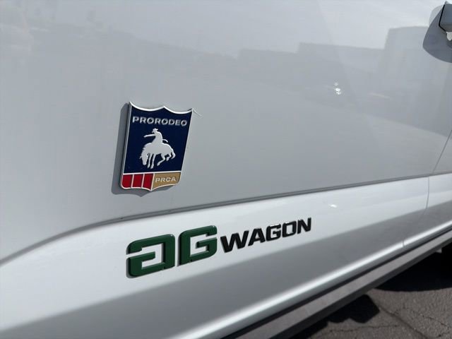 New 2026 Ford F250 Lariat w/ Black Appearance Package image 68