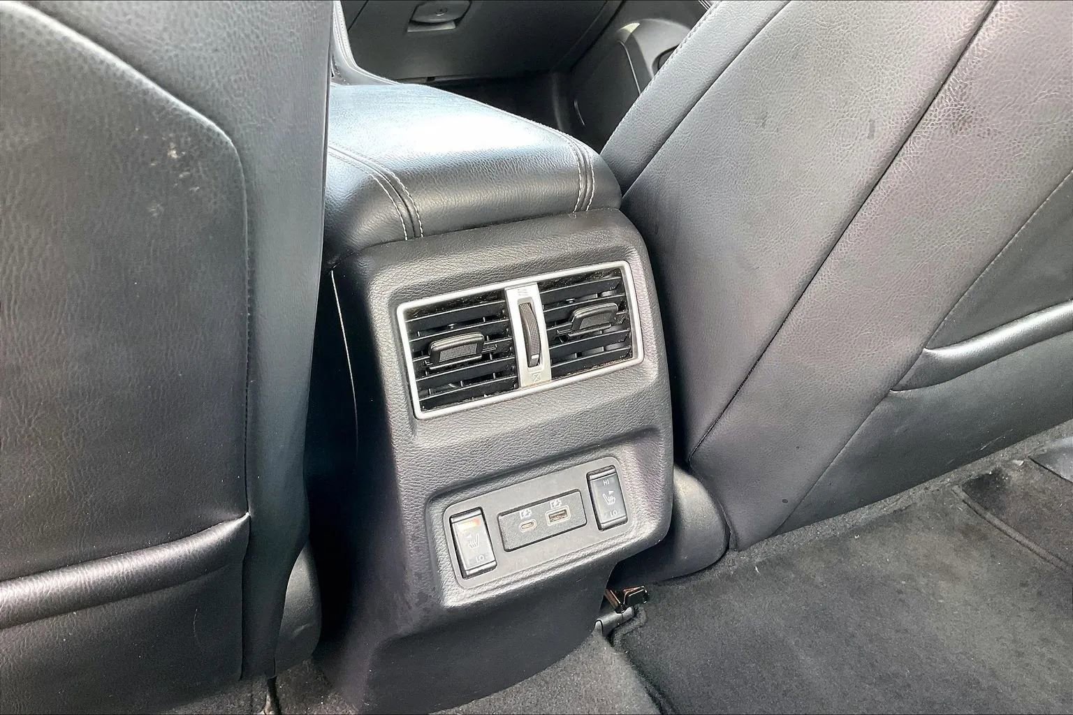 Used 2023 Nissan Maxima SL FWD image 15