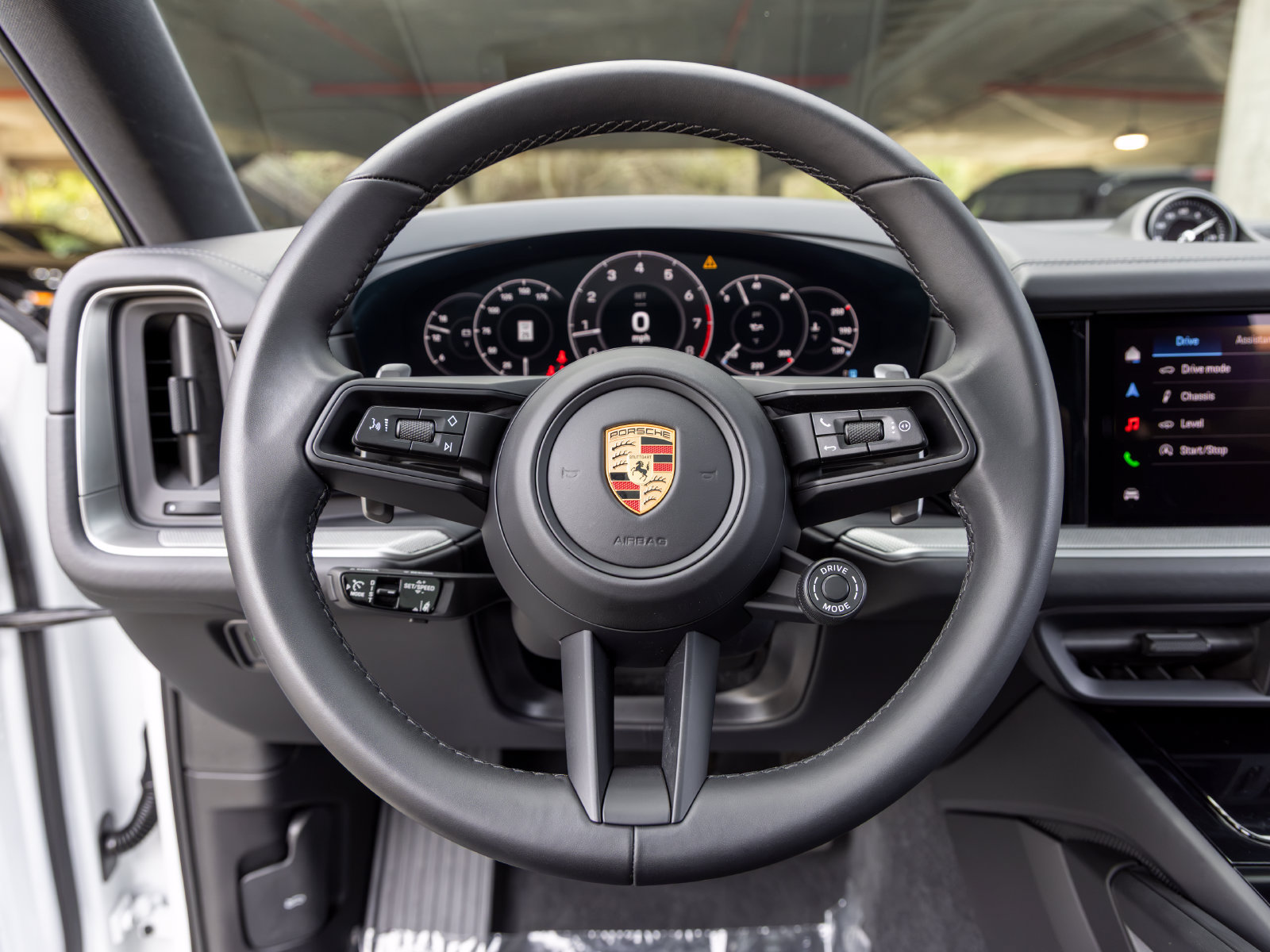 Certified 2026 Porsche Cayenne Coupe AWD/4WD image 35