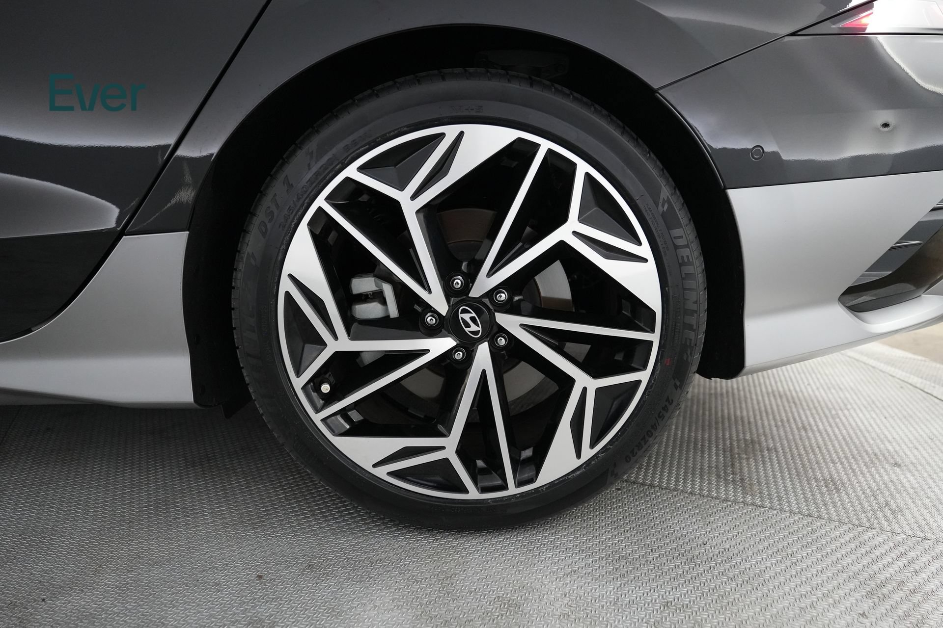 Used 2024 Hyundai Ioniq 6 Limited RWD image 9
