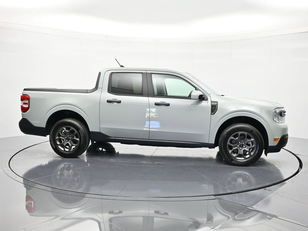 Used 2023 Ford Maverick XLT w/ XLT Luxury Package FWD image 4