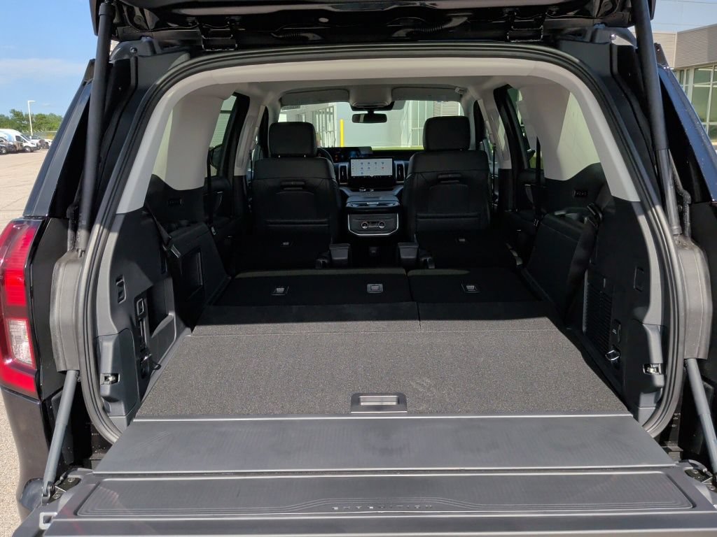 New 2026 Ford Expedition Active RWD image 46