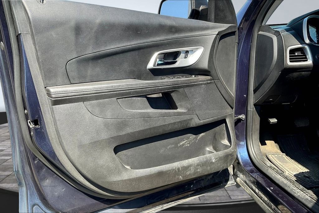 Used 2017 Chevrolet Equinox LS FWD image 22